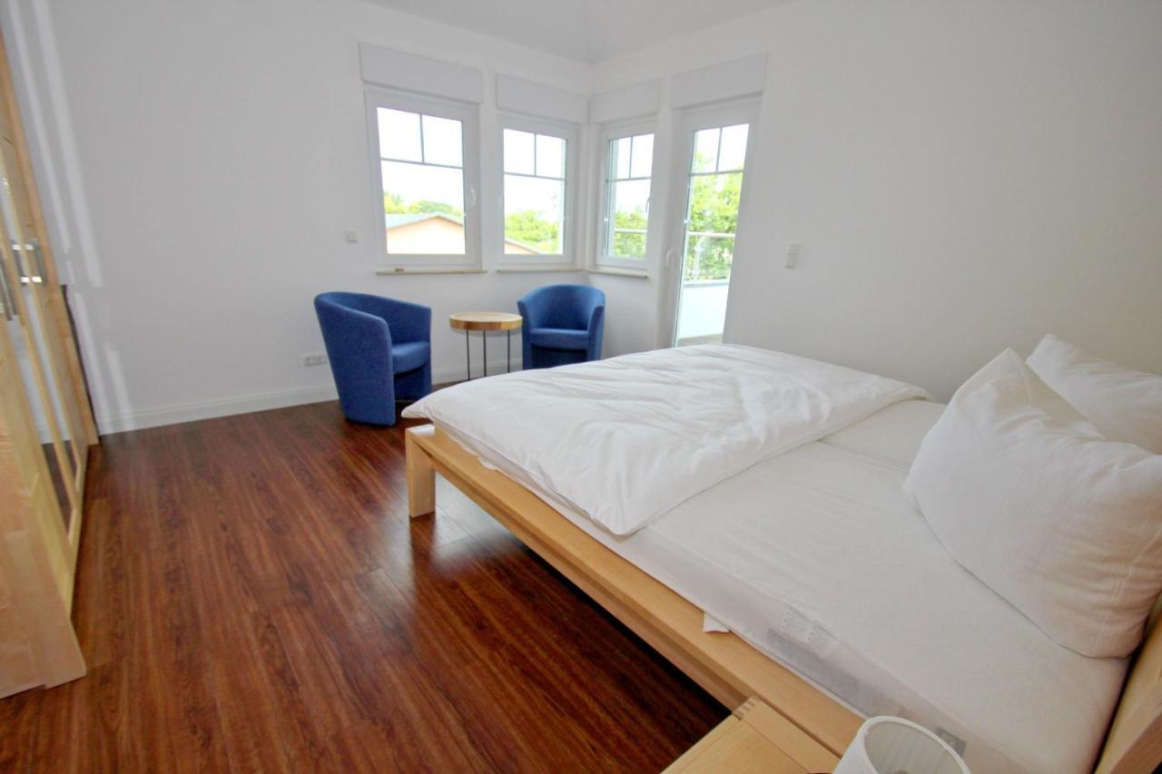 Hafennahe Penthousewohnung Mit Meerblick - Hafenresidenz Lauterbach Fewo 2-7 エクステリア 写真