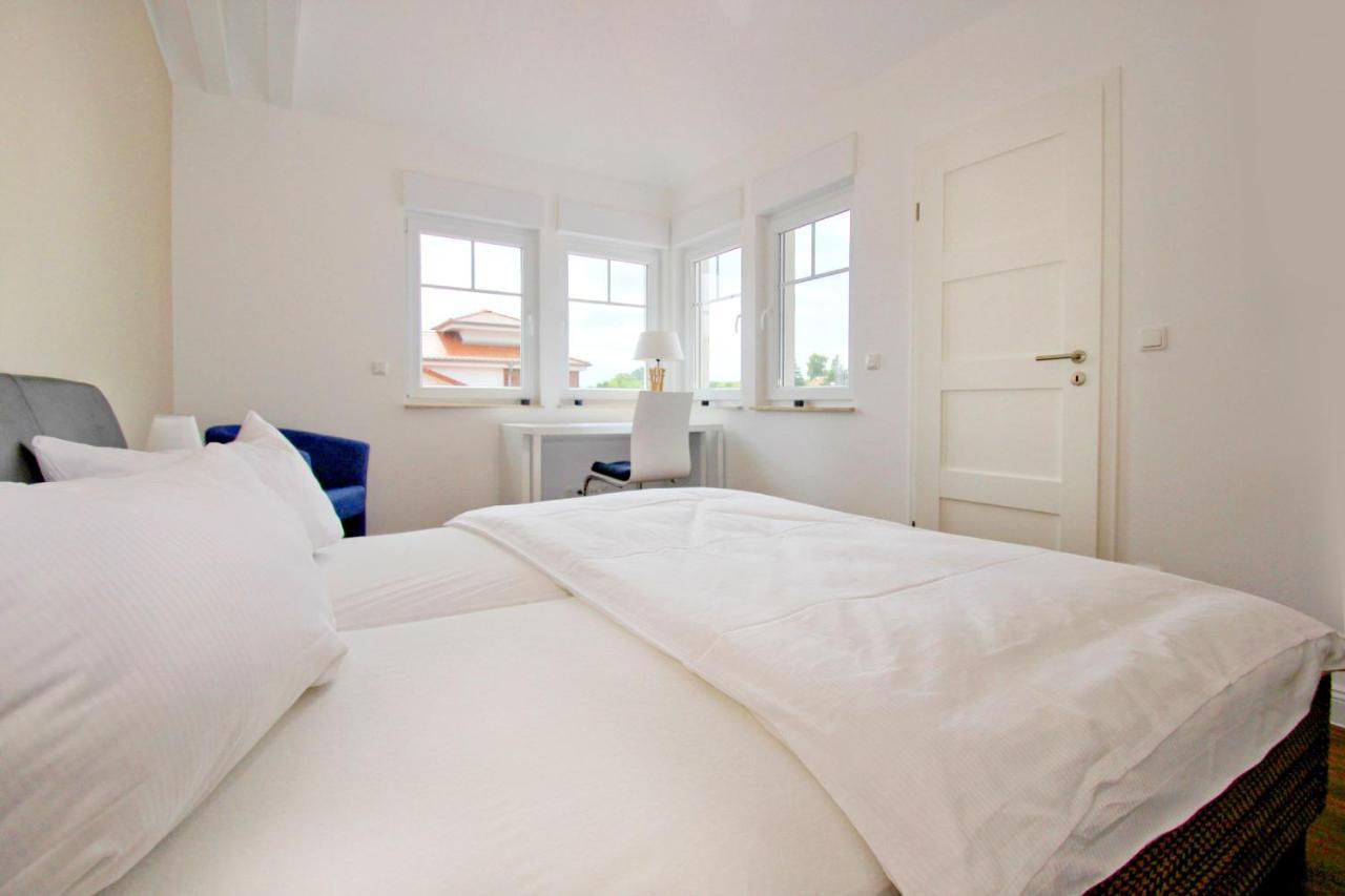 Hafennahe Penthousewohnung Mit Meerblick - Hafenresidenz Lauterbach Fewo 2-7 エクステリア 写真