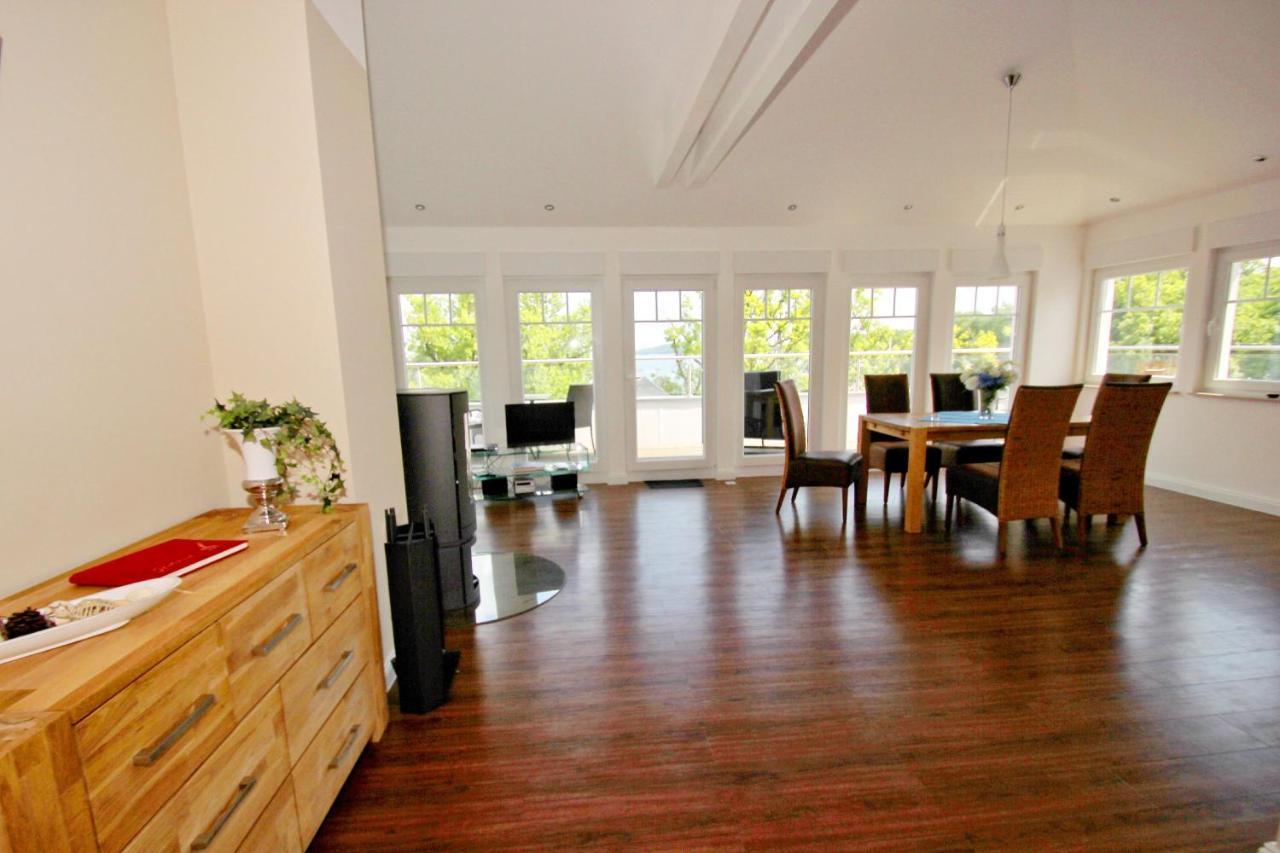 Hafennahe Penthousewohnung Mit Meerblick - Hafenresidenz Lauterbach Fewo 2-7 エクステリア 写真